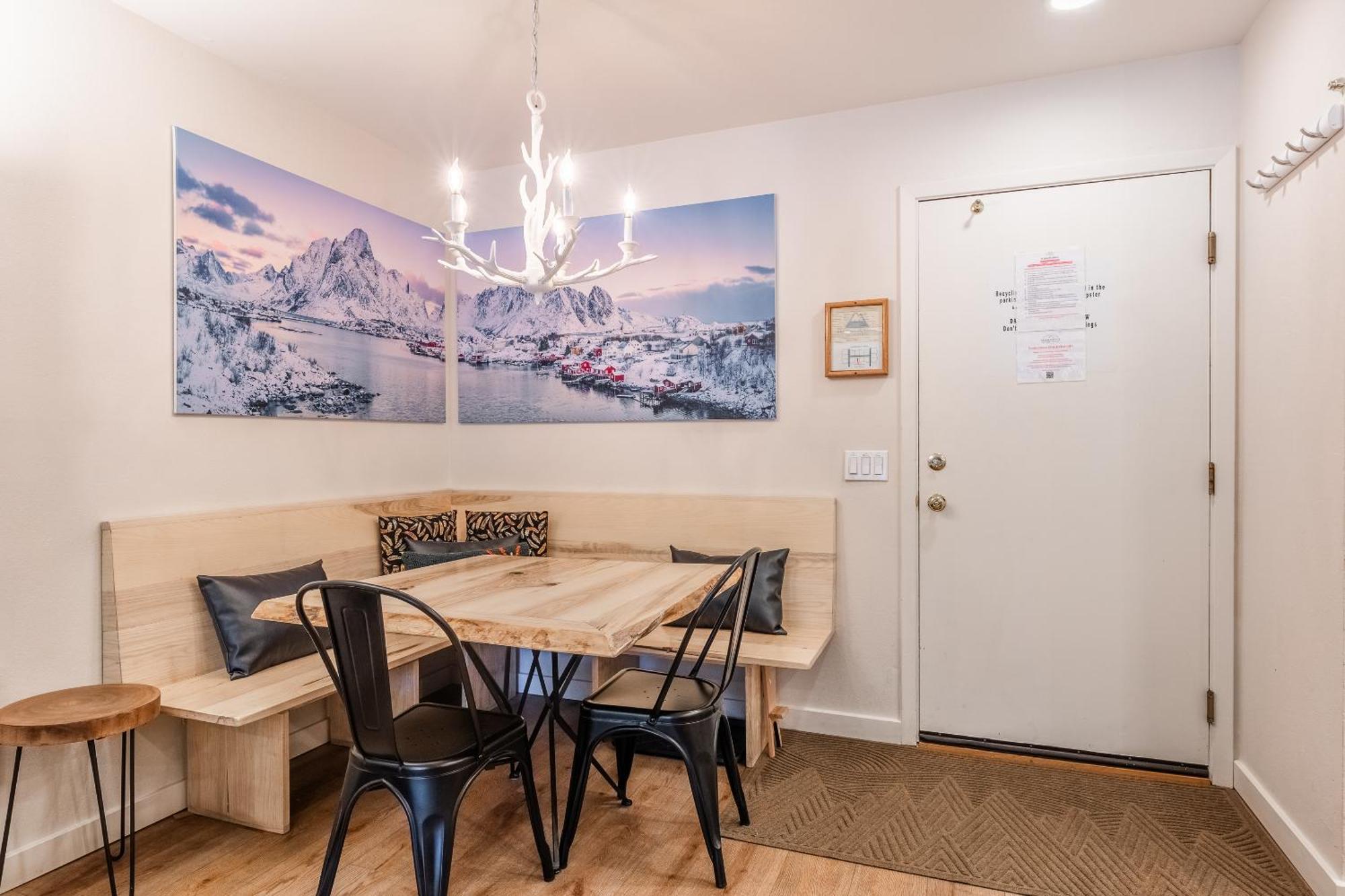 Fully Renovated! St Anton #17 Ski In Ski Out 1 Bedroom 1 Bathroom Condo! Sleeps Up To 4! ماموث لاكيس المظهر الخارجي الصورة